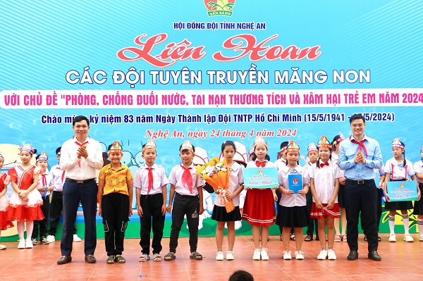 Nghệ An: Liên hoan các Đội tuyên truyền măng non 'Phòng, chống đuối nước, tai nạn thương tích và xâm hại trẻ em' năm 2024